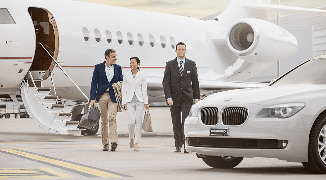 Şirketler Devletten destek bekliyor.Fakat, sahipleri lüks içinde