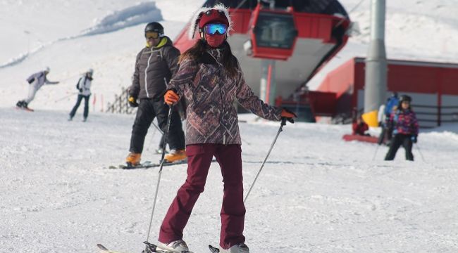 Erciyes'i ilk hafta sonunda 30 bin kişi ziyaret etti
