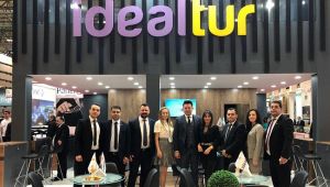 Otelfiyat.com'a En İyi Ekip Çalışması Ödülü