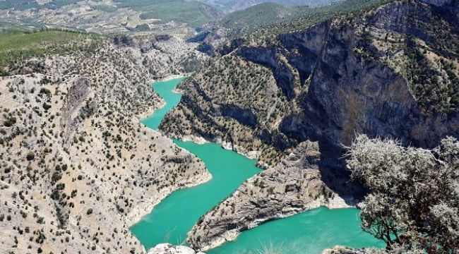 Arapapıştı Kanyonu eşsiz güzelliği ile sizler bekliyor