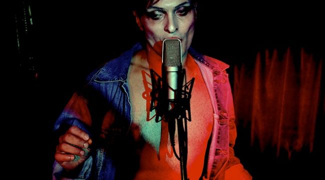 Ivo Dimchev Türkiye Turnesinde 