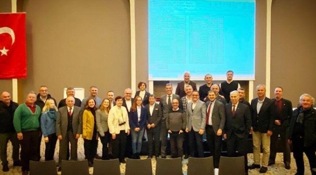 Skal Antalya'da Cüneyt Kuru Güven Tazeledi.