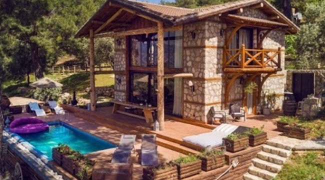Dünya’nın en lüks romantik villa oteli “Prima Donna” Ödüle Doymuyor