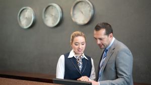 Otel müdürü aranıyor !