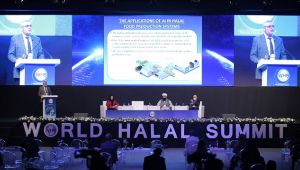 Helal Zirvesinde Helal Turizm Konuşuldu