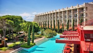 Gloria Serenity Resort kapılarını açtı.