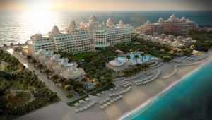Palm Dubai'deki ultra lüks yeni Raffles açılıyor