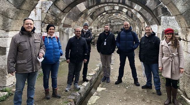 İzmir Skal Tarihi Liman Kenti'ne sahip çıkıyor 
