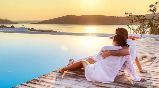Balayına Çıkacak Yeni Evli Çiftler İçin Seyahat Önerileri
