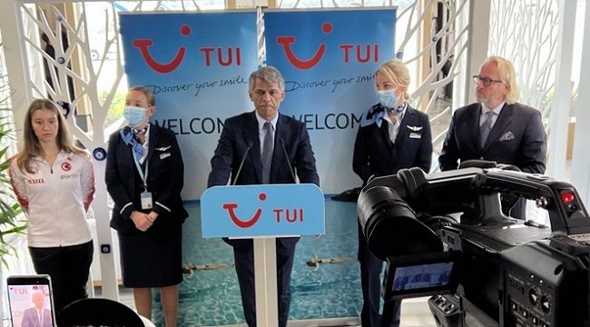 TUI'nin yeni uçağına Antalya ismi verildi 