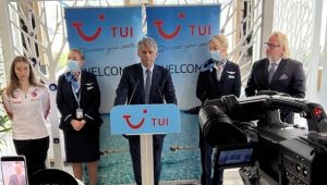 TUI'nin yeni uçağına Antalya ismi verildi 