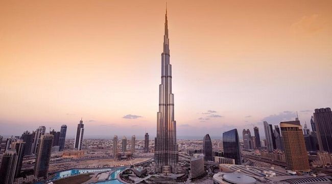 Burj Khalifa dünyanın en yüksek gökdeleni ! 