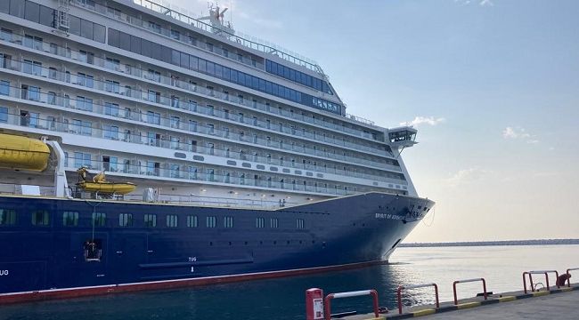 Antalya'ya Paphos'tan 529 turist geldi 