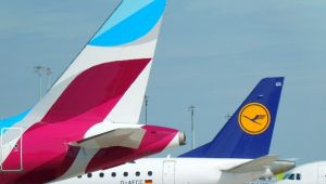 Lufthansa ve Eurowings yüzlerce uçuşu iptal ediyor