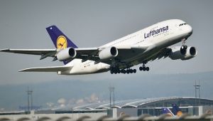 Lufthansa, tatil uçuşlarının gerçekleşmesini bekliyor.