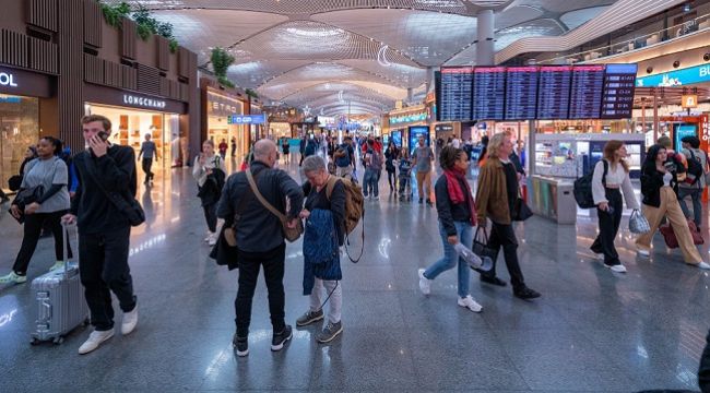 İGA İstanbul Havalimanı’nda Bayram Mesaisi: 5 bin 601 uçuş, 824 bin yolcu