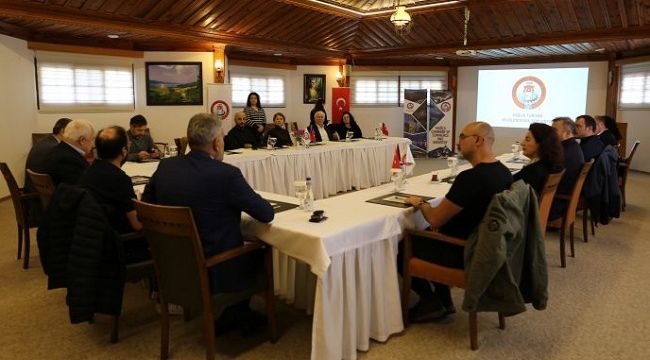 MUĞLA’DA SAĞLIK TURİZMİ İÇİN ÖNEMLİ BİR TOPLANTI GERÇEKLEŞTİRİLDİ !