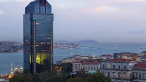 The Ritz-Carlton, Istanbul Gault & Millau Rehberi'nde