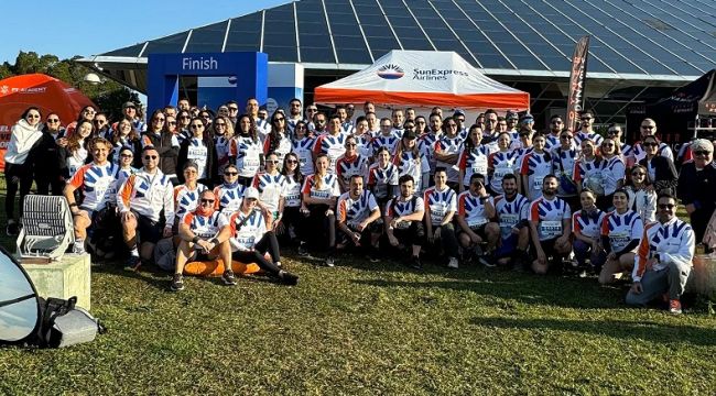SUNEXPRESS 200 ÇALIŞANIYLA RUNTALYA MARATONU'NA KATILDI !