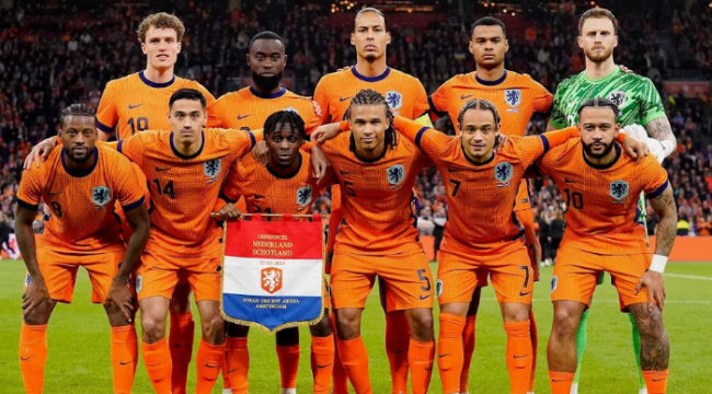 HOLLANDA MİLLİ TAKIMI KADROSUNDA KİMLER VAR ? HOLLANDA MİLLİ TAKIMI NASIL BİR TAKIM ? HOLLANDA MİLLİ TAKIMINI BİRLİKTE TANIYALIM...