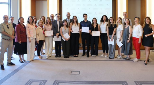 TURİZM VE OTELCİLİK SEKTÖRÜNDE UYGULAMALI YÖNETSEL GELİŞİM VE DİSİPLİNLER ARASI ÇALIŞMALAR DÖNEMİ