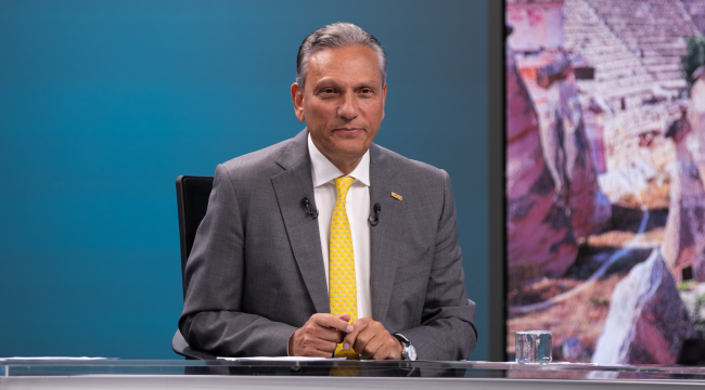 Firuz Bağlıkaya seyahat acentalarının sorunlarını masaya yatırdı