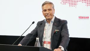 TÜRSAB BAŞKANI BAĞLIKAYA ÜYELERİN BÜYÜK DESTEĞİYLE GÜVEN TAZELEDİ