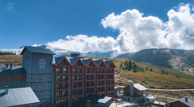 Ceylan Splend’or Uludağ, Autograph Collection Açıldı