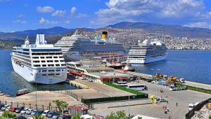 TURİZMCİLER ALSANCAK LİMANININ KRUVAZİYER VE YOLCU TAŞIMACILIĞINA AYRILMASINI İSTİYOR