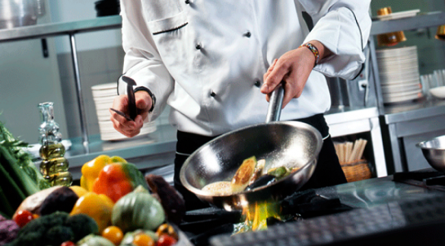 MUTFAKLARI İLE ÖN PLANA ÇIKAN GASTRONOMİ TUTKUNLARININ TERCİH ETTİĞİ TATİL DESTİNASYONLARI