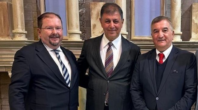 İZMİR'DE SU VE ATIK SU FİYATLARINDAKİ İNDİRİM TURİZMCİLERİ SEVİNDİRDİ !