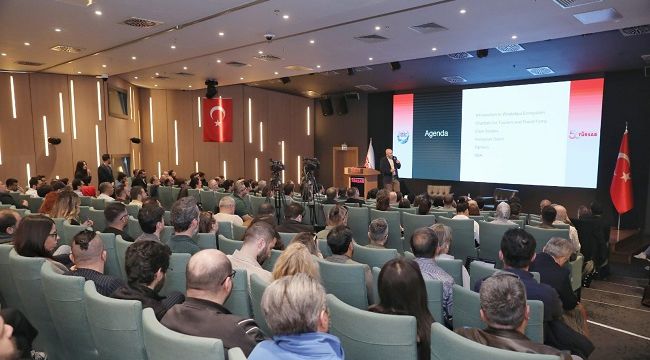 TÜRSAB’DAN DİJİTALLEŞME ALANINDA SES GETİREN ETKİNLİK META TÜRKİYE YÖNETİCİLERİ SEYAHAT ACENTALARIYLA BULUŞTU
