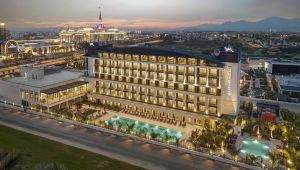 Mercure Antalya Belek misafirlerine kapılarını açtı